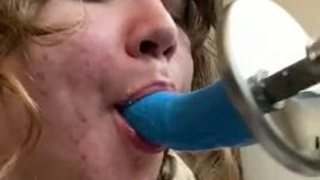 Throat Fuck Spit Fucking Machine Dildo Deepthroat Chubby Blonde BBW GIF